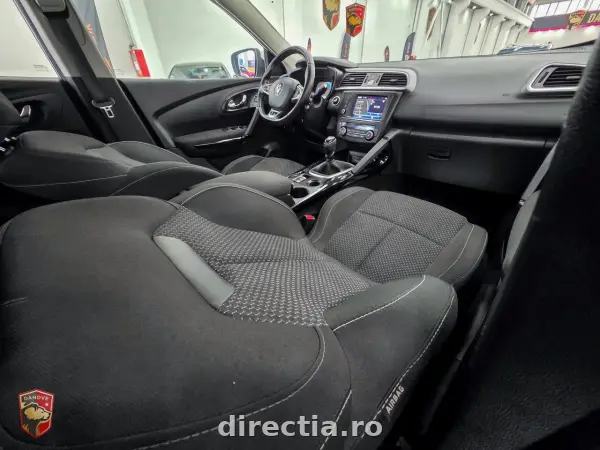 Poza anunț 13