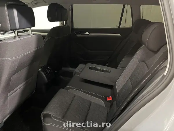 Poza anunț 11