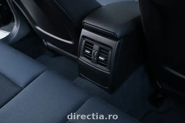 Poza anunț 24
