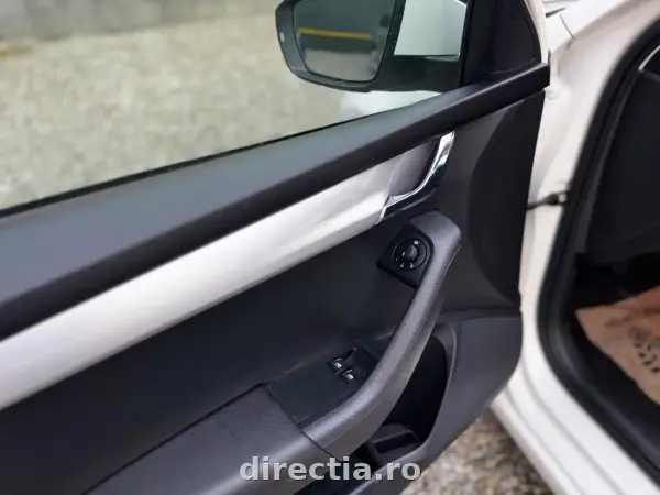 Poza anunț 14