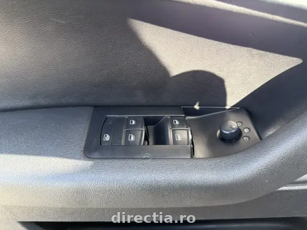 Poza anunț 13