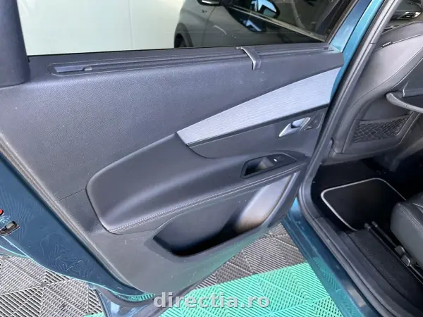 Poza anunț 18