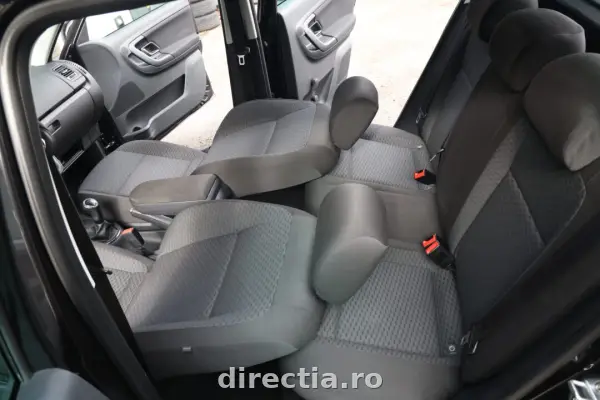 Poza anunț 12