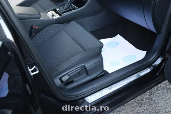Poza anunț 28