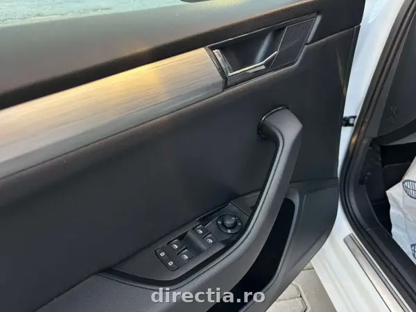 Poza anunț 11