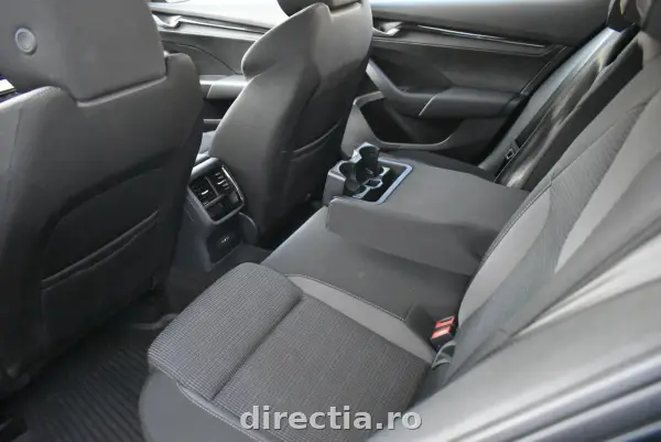 Poza anunț 23