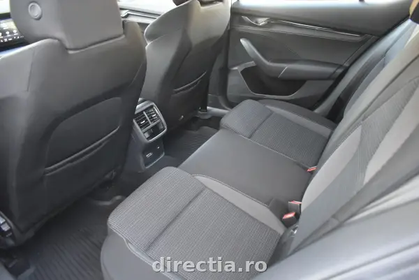Poza anunț 19