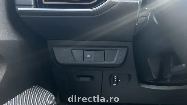 Poza anunț 17