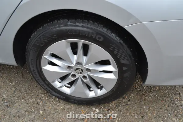 Poza anunț 37