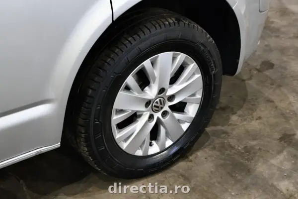 Poza anunț 29