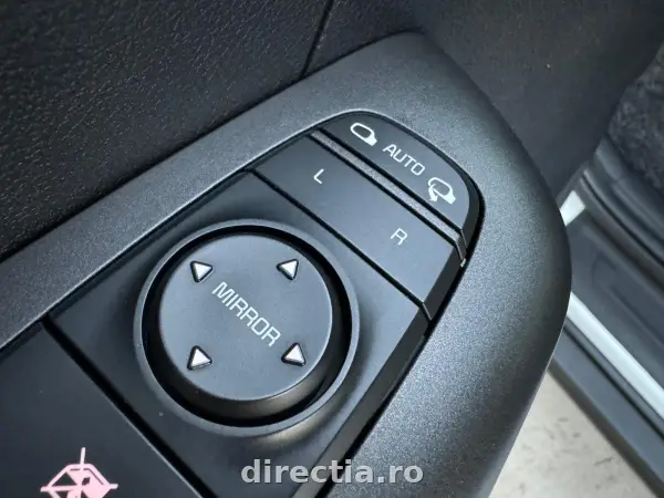 Poza anunț 25