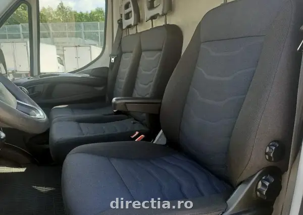 Poza anunț 15