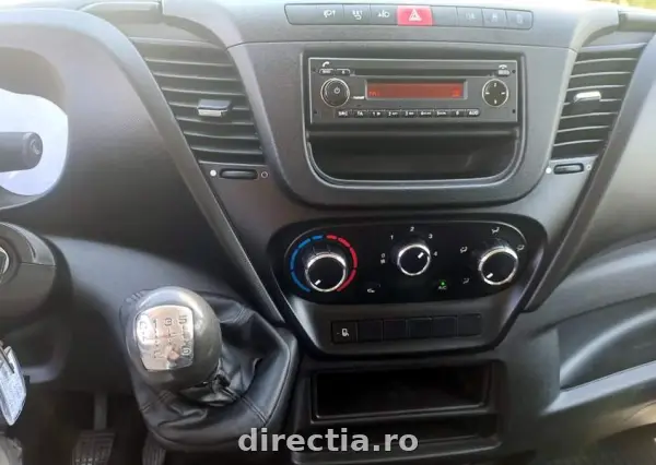 Poza anunț 13