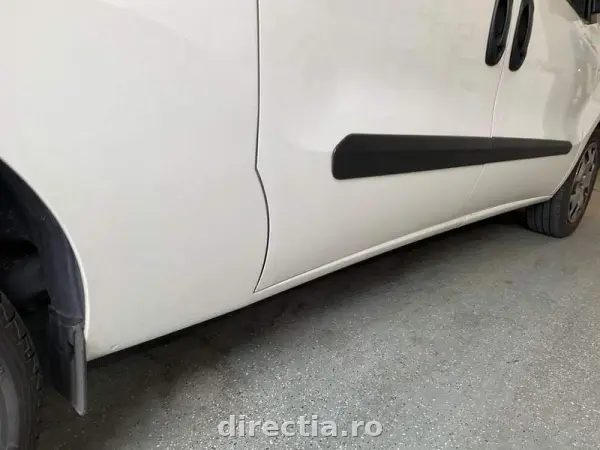 Poza anunț 16