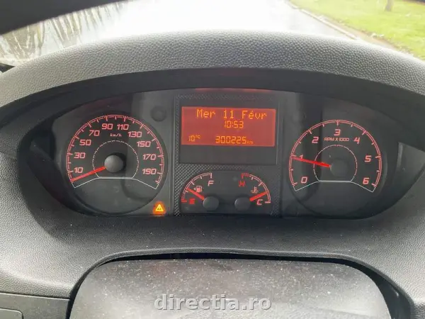 Poza anunț 12
