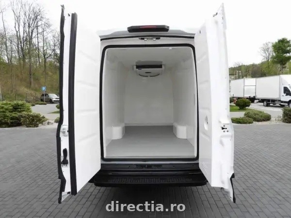 Poza anunț 8