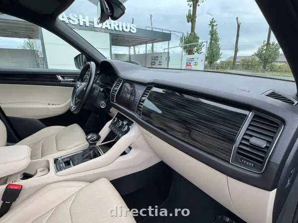 Poza anunț 18