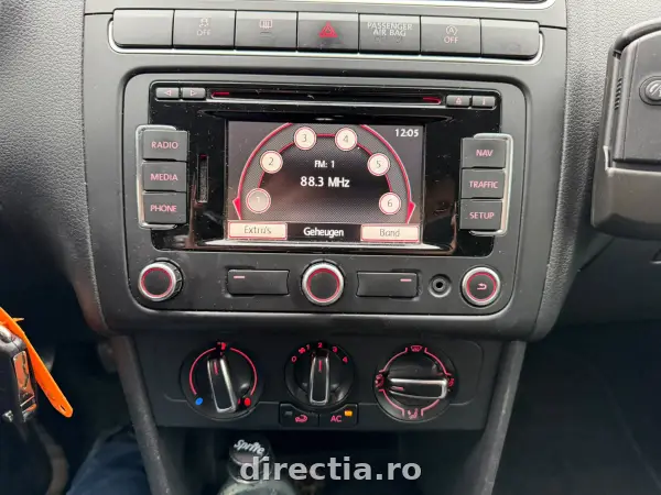 Poza anunț 11