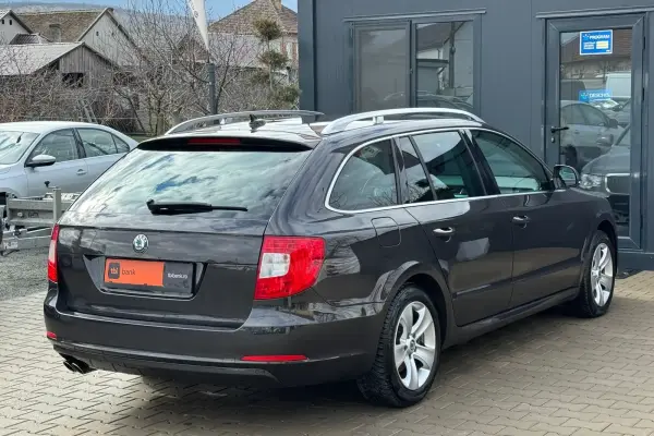 Poza anunț 8