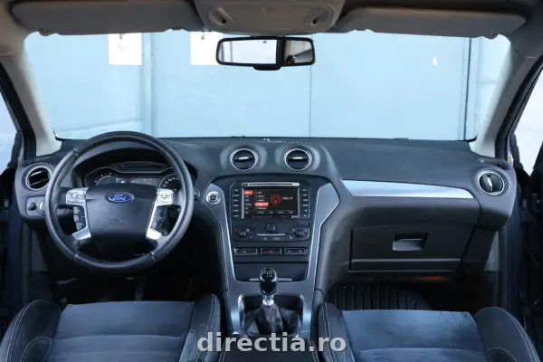 Poza anunț 13