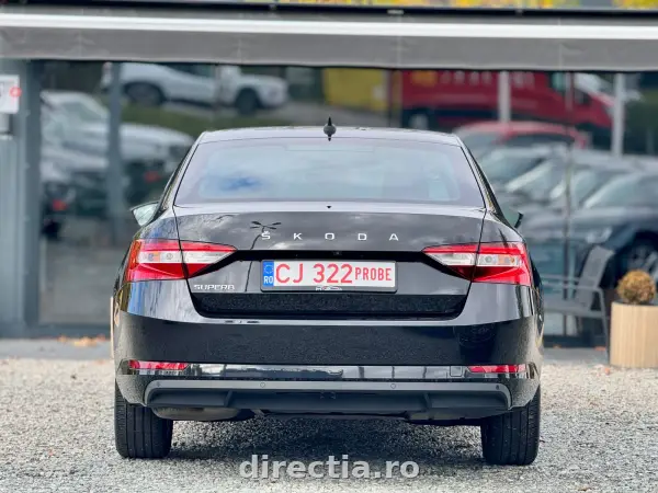 Poza anunț 12