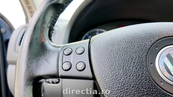 Poza anunț 32