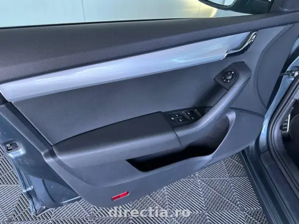 Poza anunț 17