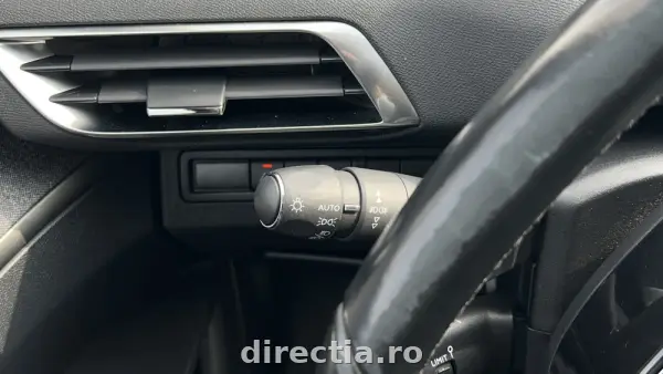 Poza anunț 25