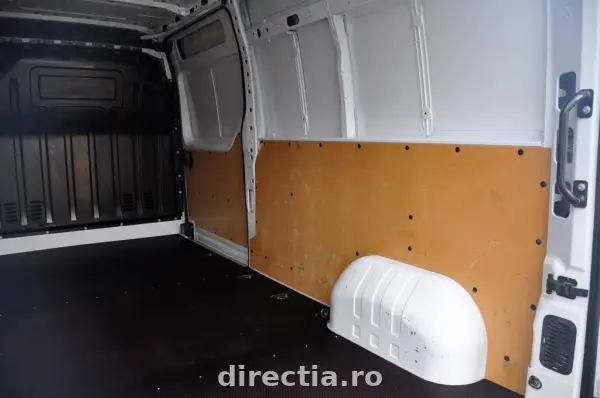 Poza anunț 10