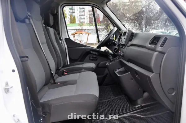 Poza anunț 12