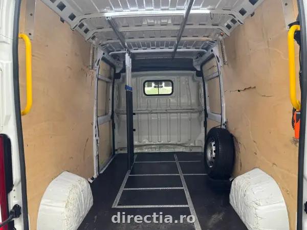Poza anunț 30