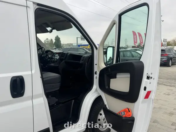 Poza anunț 15