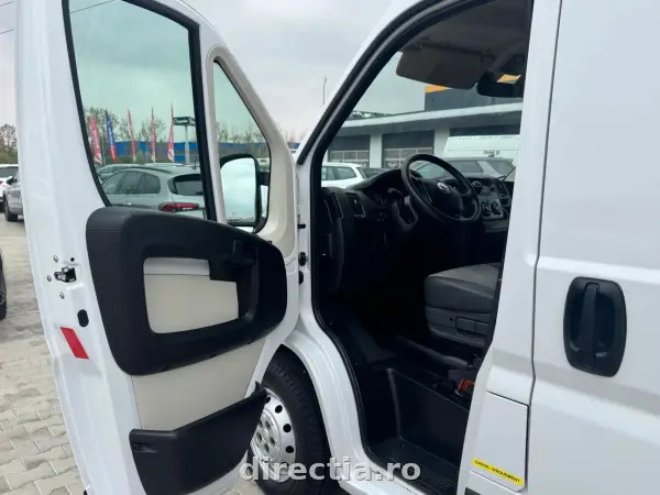 Poza anunț 9