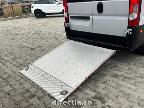 Poza anunț 23
