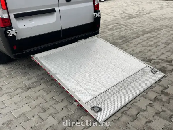 Poza anunț 24