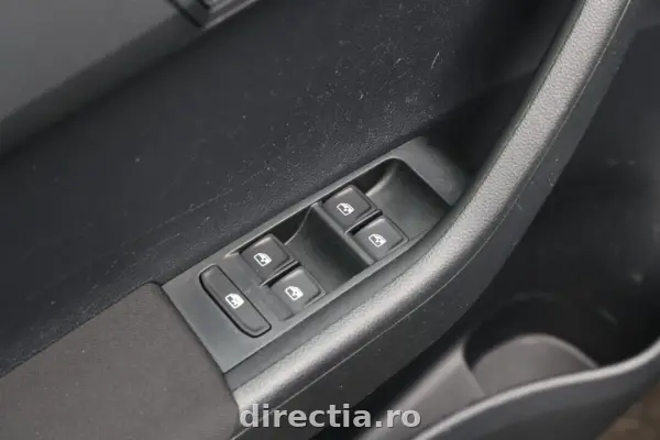 Poza anunț 25