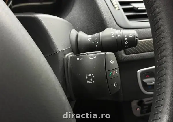 Poza anunț 25