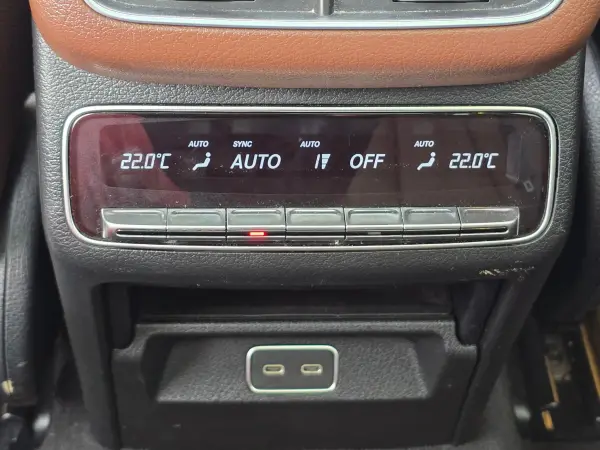 Poza anunț 38