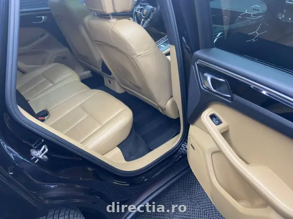 Poza anunț 11