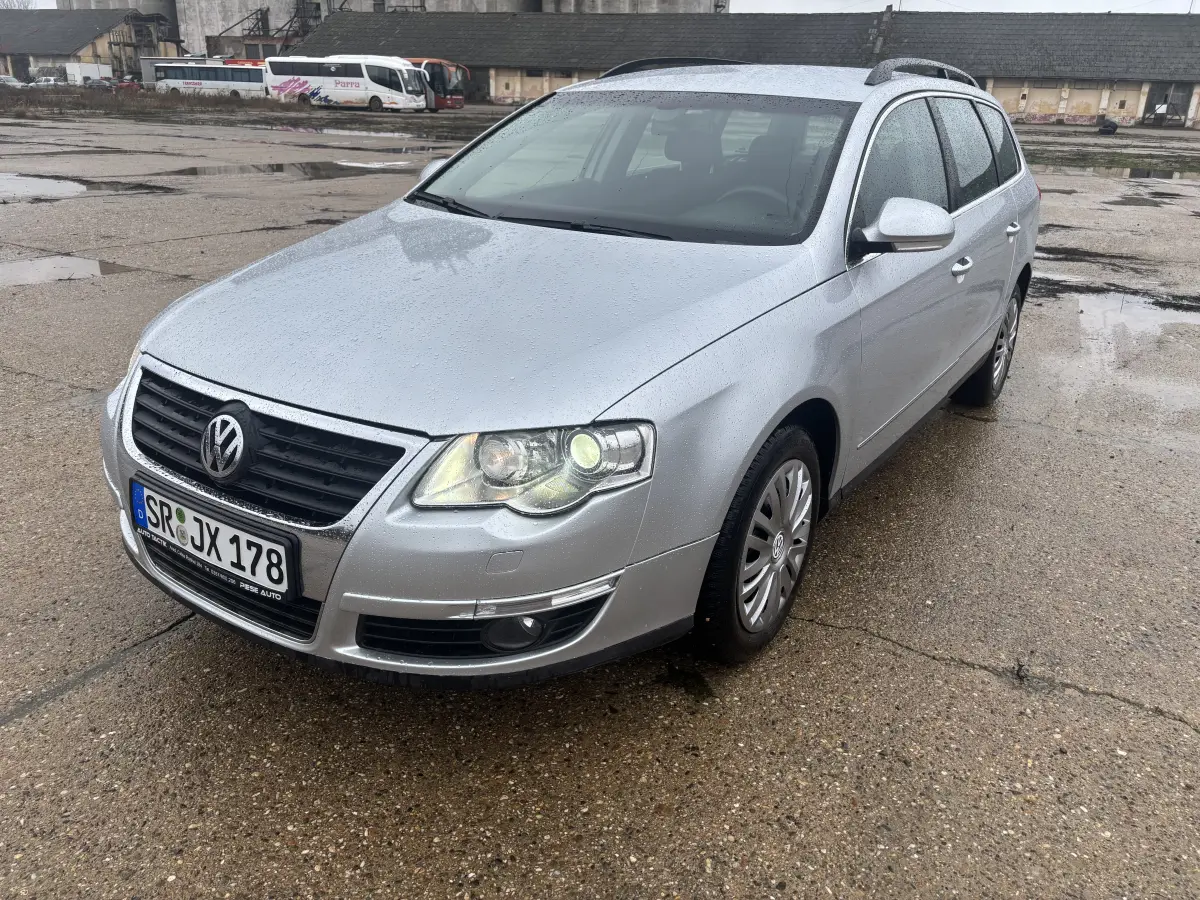 Poza principală