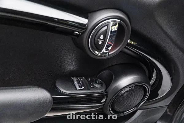 Poza anunț 32