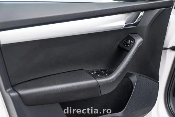 Poza anunț 33