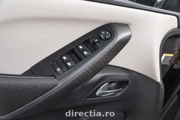 Poza anunț 25