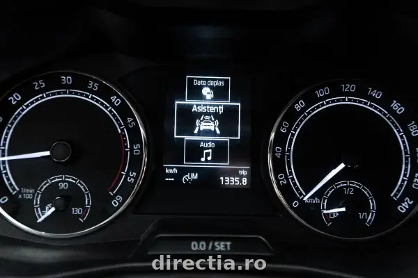 Poza anunț 36