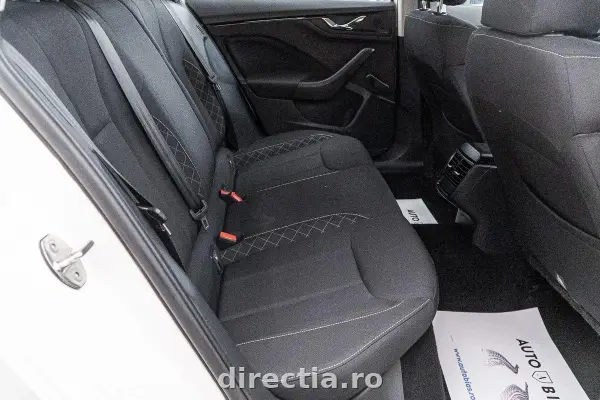 Poza anunț 8
