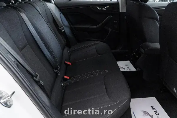 Poza anunț 8