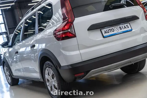 Poza anunț 32