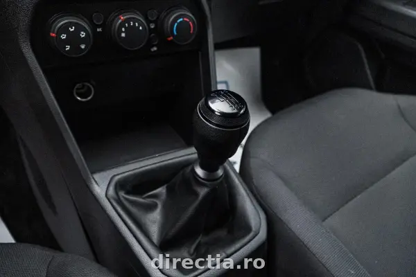 Poza anunț 27