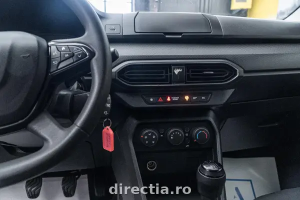 Poza anunț 18