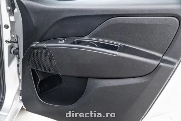 Poza anunț 32
